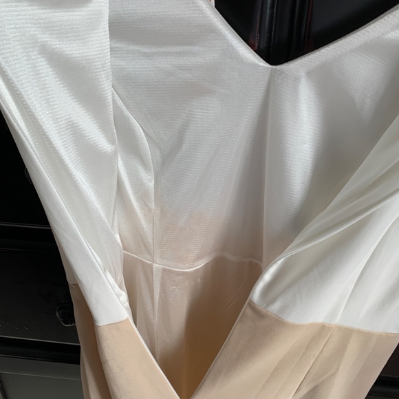 Bodycon Dress, White and Beige, never worn, size 44, zipper, slip - Picture 9 of 9